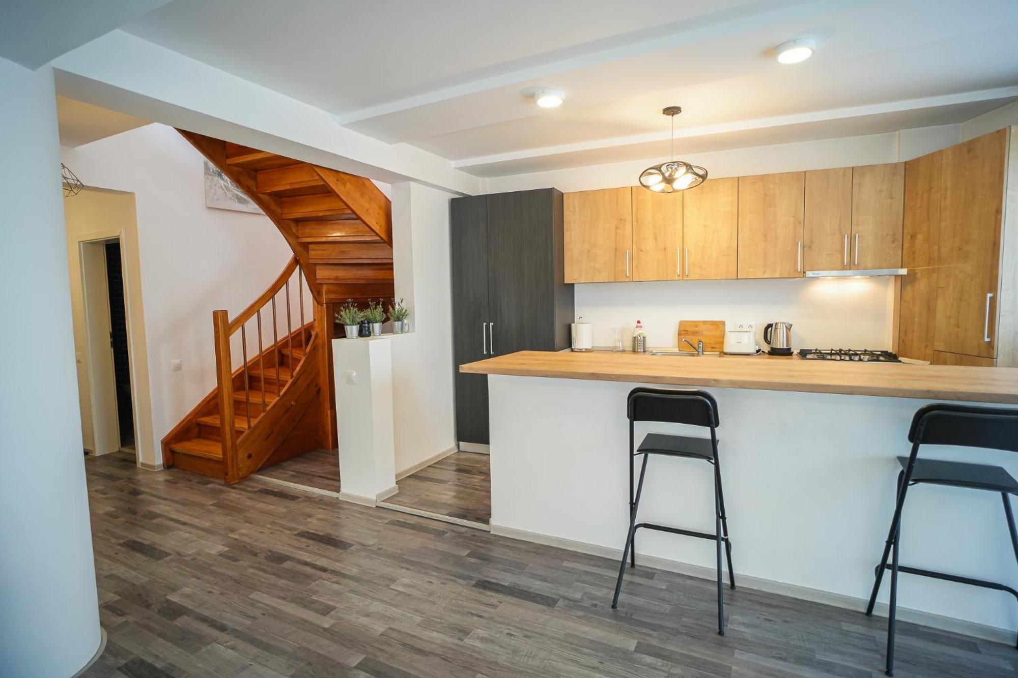 Penthouse With Huge Rooftop Terrace & City View Bukarest Kültér fotó